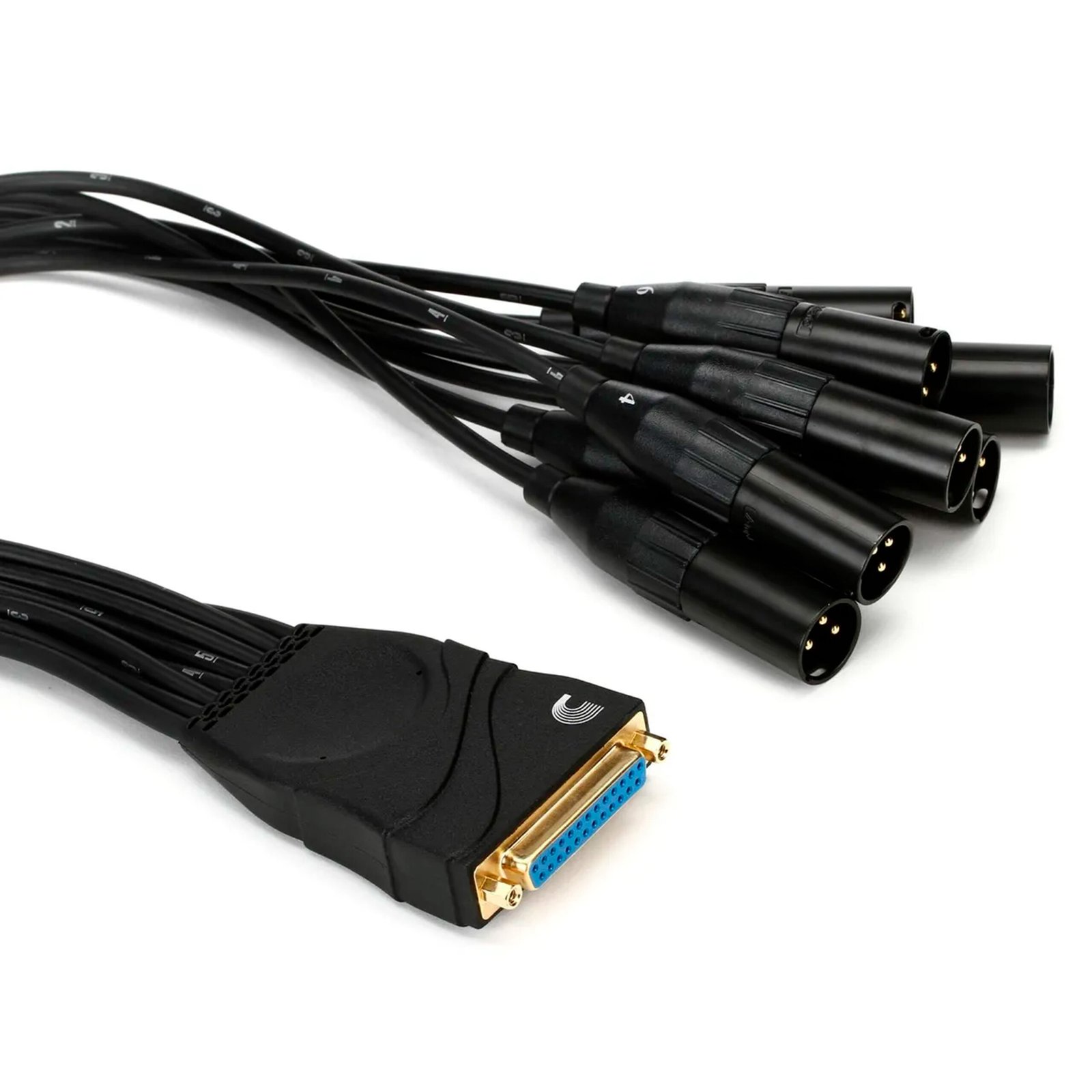 PW-XLRMB-01 CABLE DB25 - XLR MACHO 0.5M DADDARIO